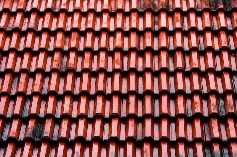 Jak pomalować dach z blachy